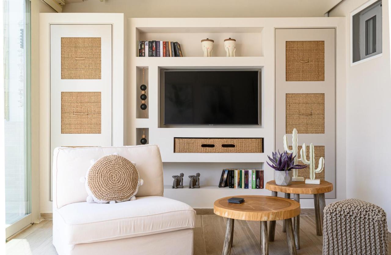 Fiorela'S Casa- A Stylish Loft Apartment In The Heart Of Preveza Exteriér fotografie